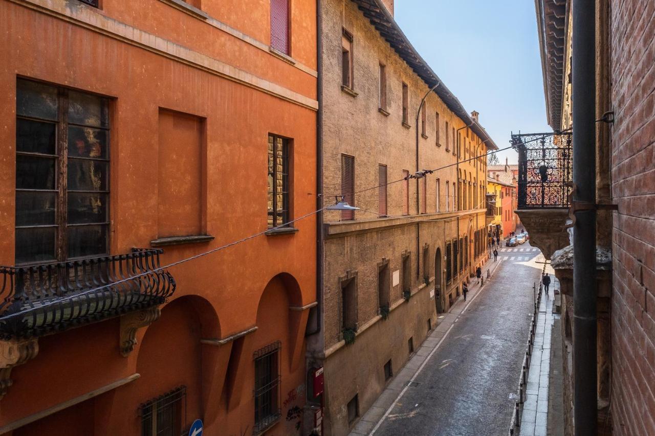Appartamento D'Azeglio Nel Salotto Di Bologna Exterior photo